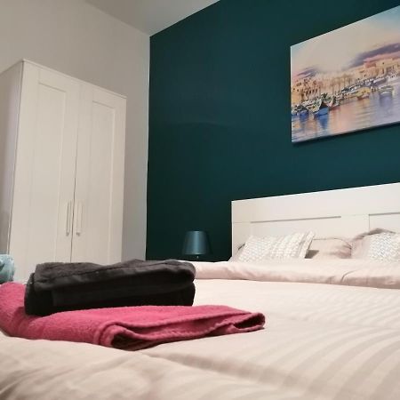 Seabreeze Apartment 세인트폴스베이 외부 사진